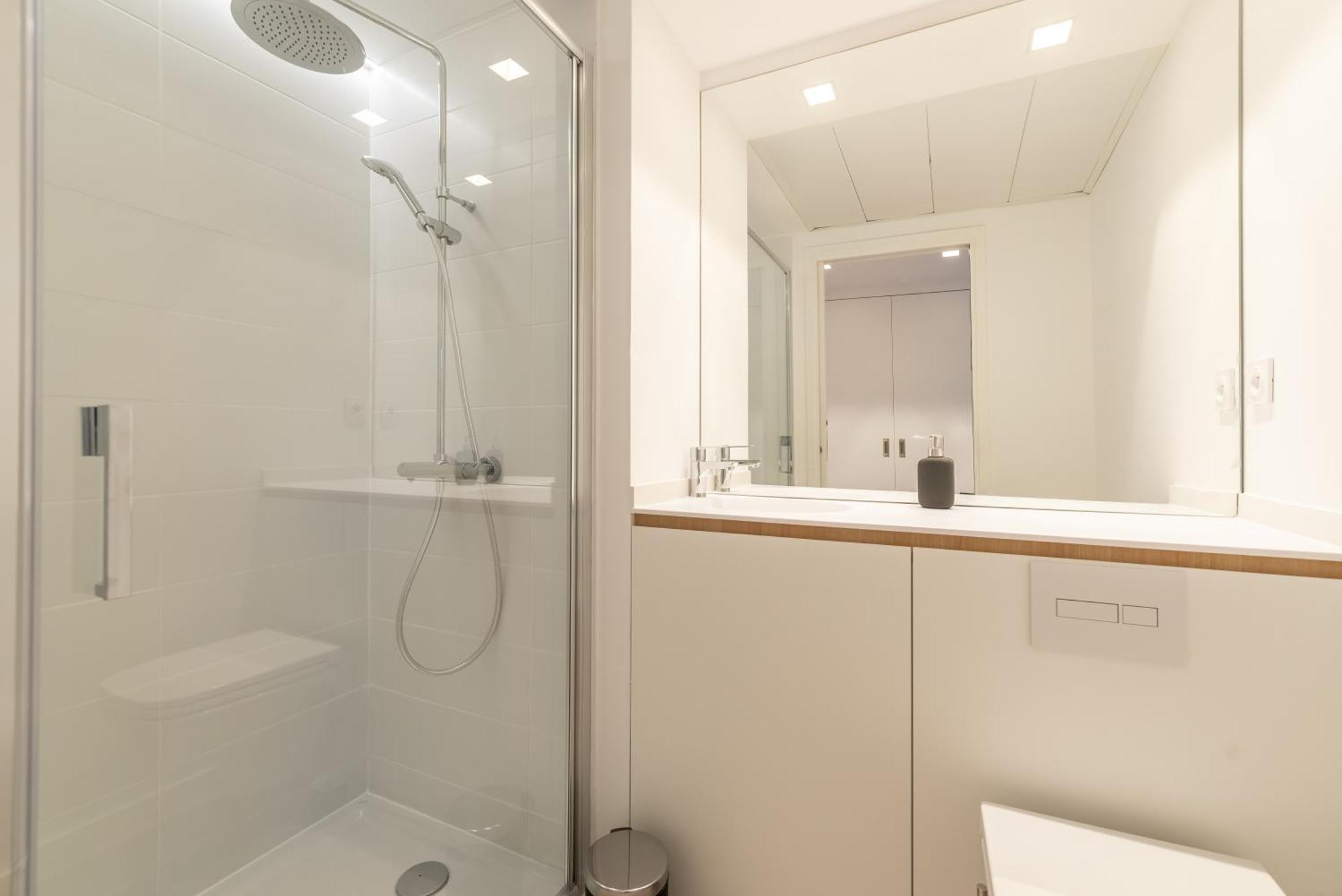 Les Appartements Et Chambres De Montpellier Esterno foto